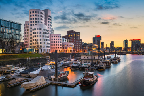 Global Mobility in Focus – New Paths in Economically Challenging Times