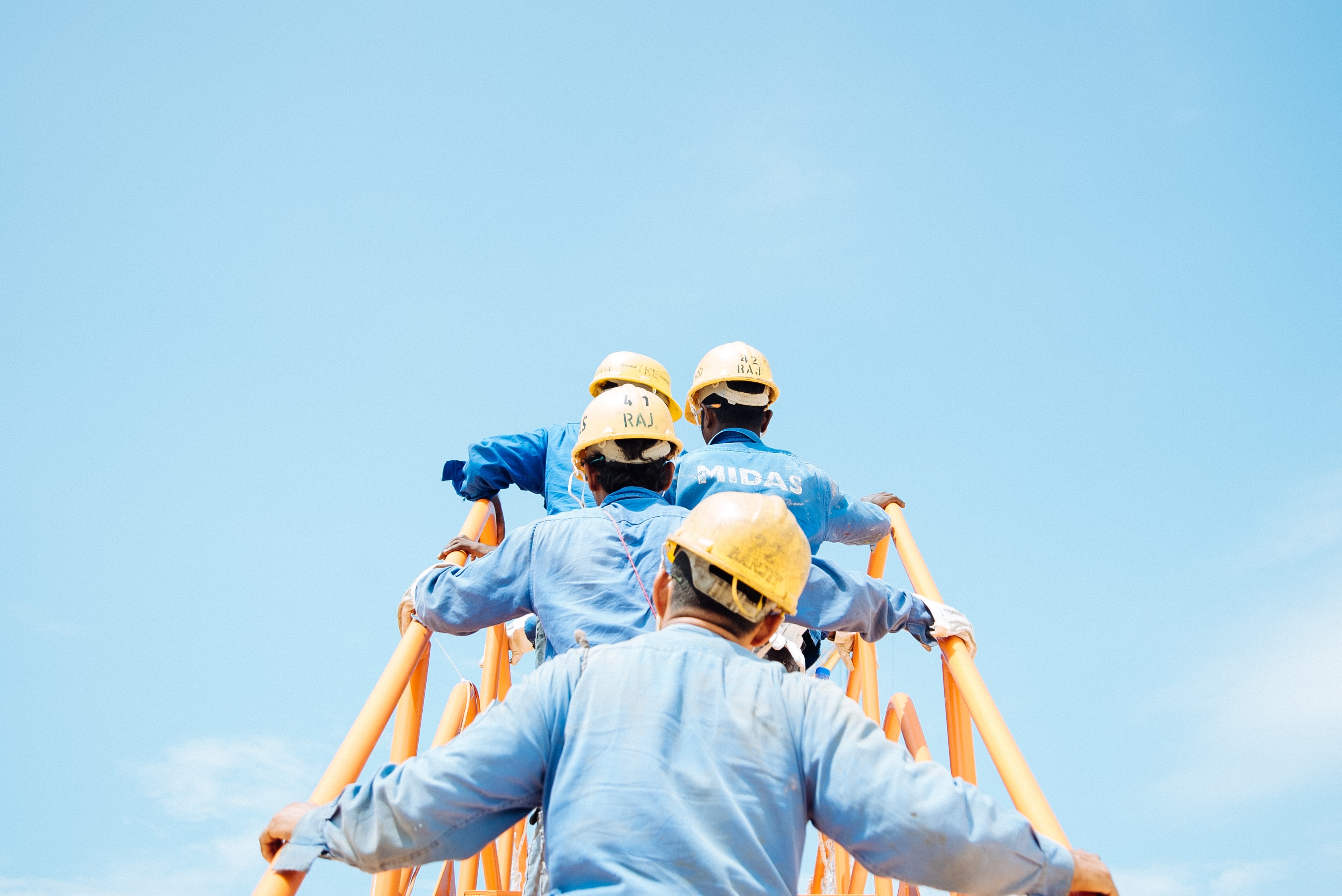 New directive in spain on the posted workers in the framework of the provision of transnational services