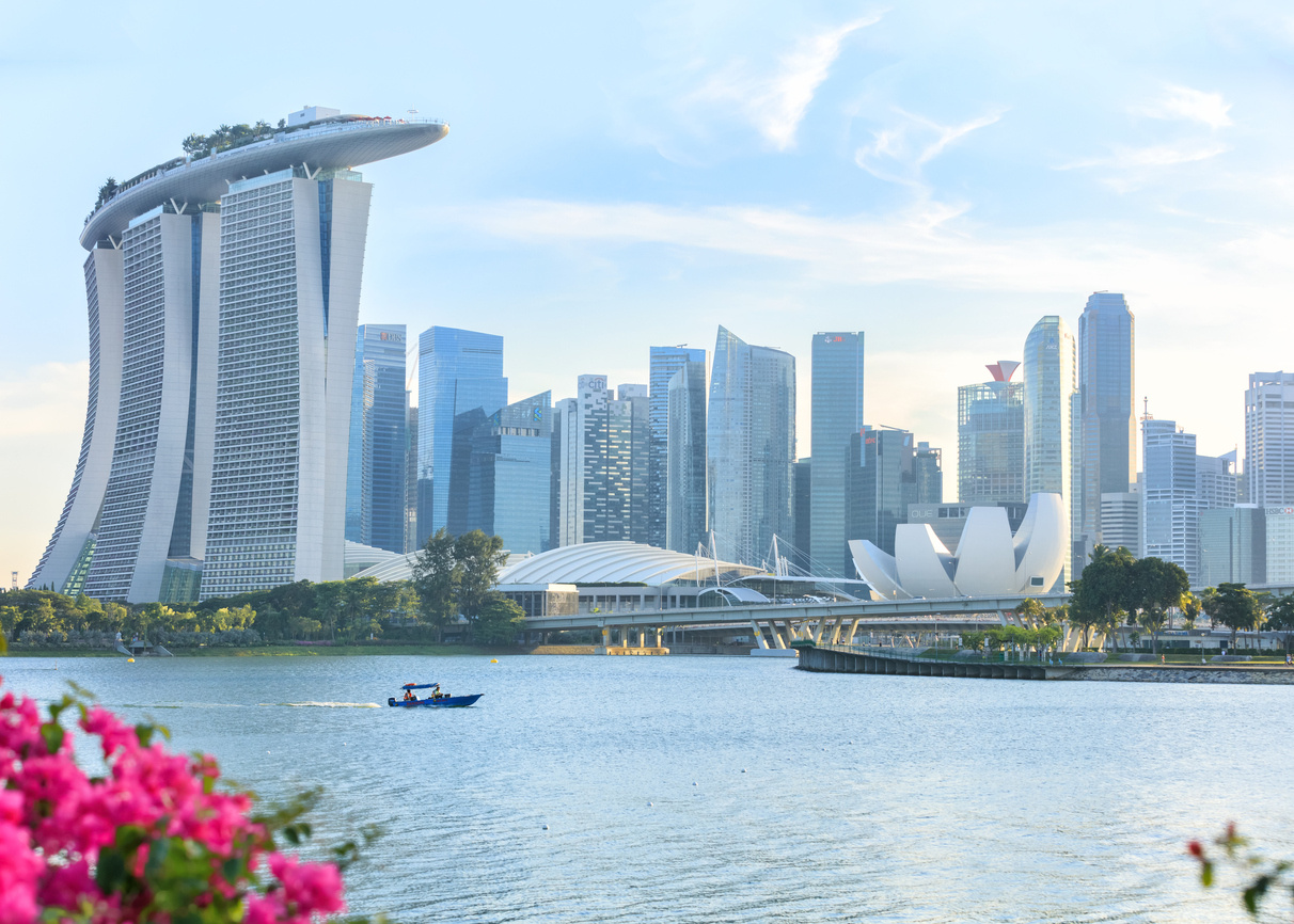 Singapore: Reminder: Employment Pass and S Pass Holders Must Register Residential Address Changes 