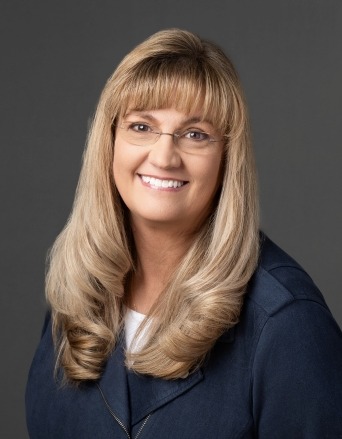 Go to the profile of Lisa McGarity