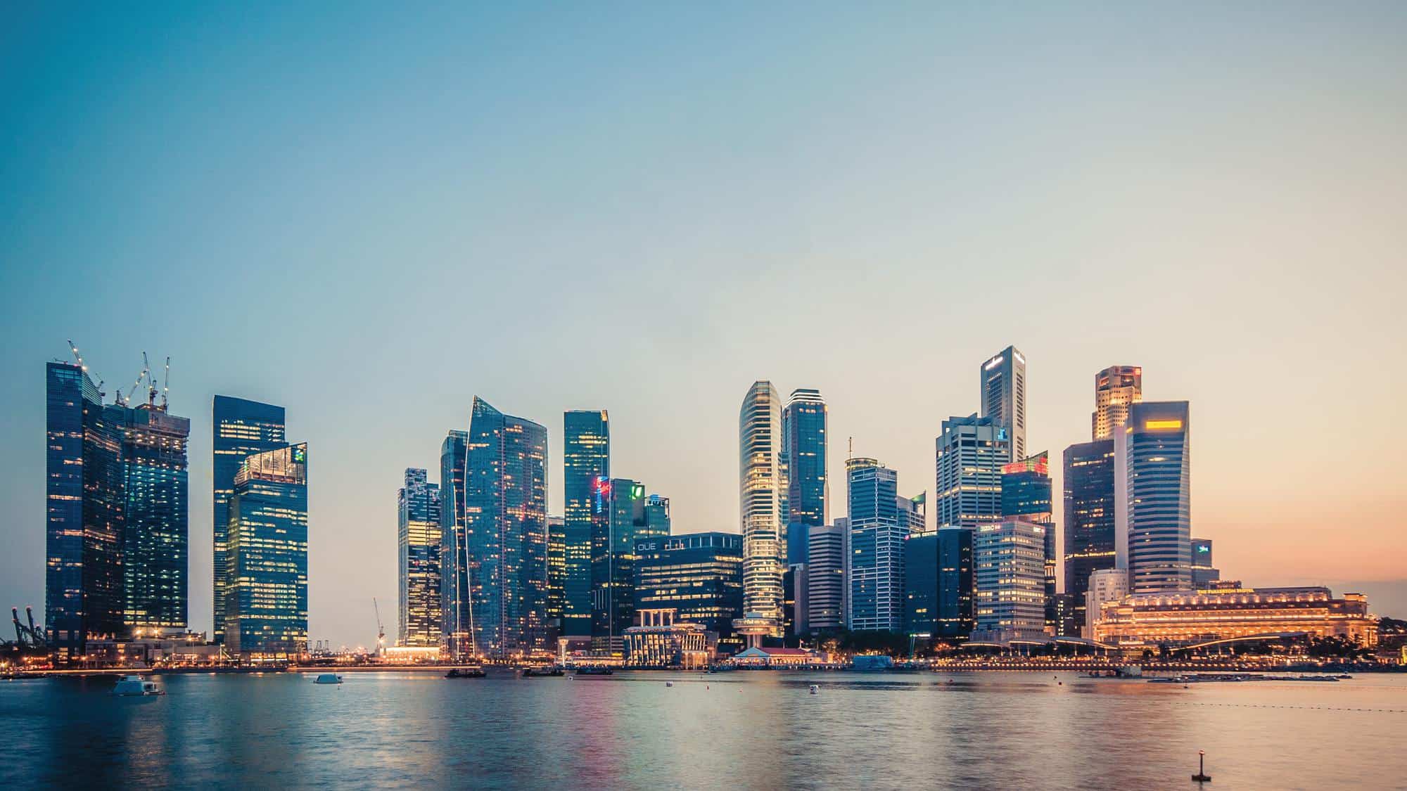 Paternity Leave in Singapore: A Guide for Overseas Employers